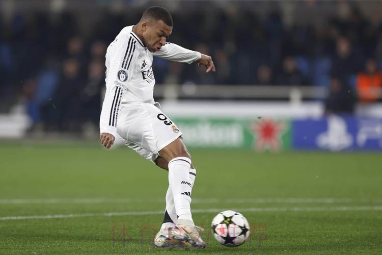 西媒:这是皇马历史黑暗一天!高层缄默 有人被指责